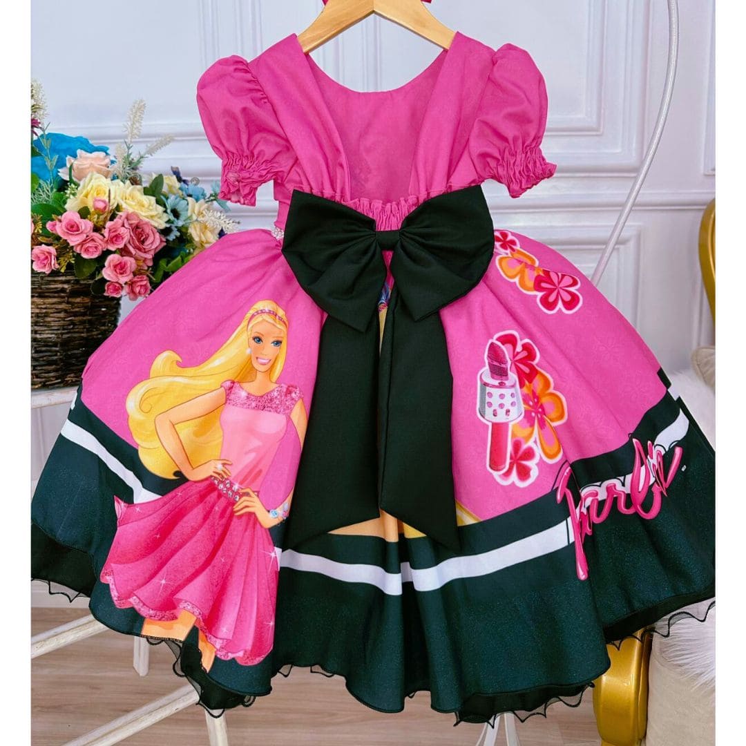 Vestido infantil rosa tema Barbie princesa